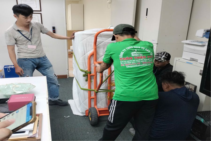 chuyển văn phòng thân thiện 247